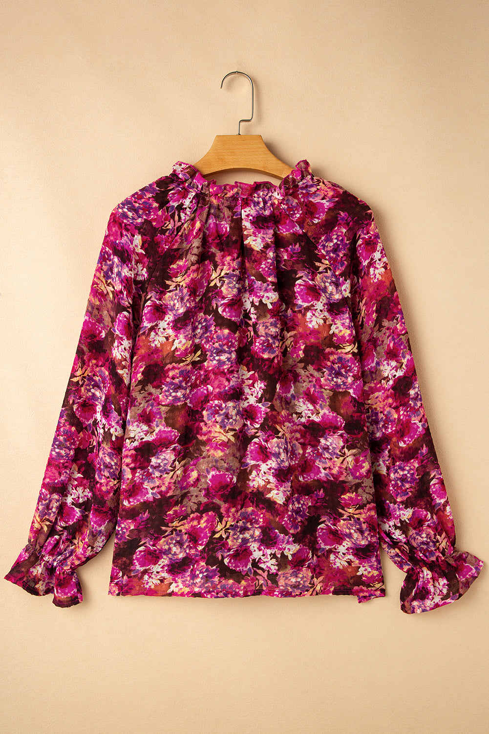Beautifully Finished Blouse in a Timeless Design