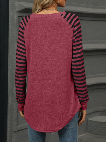 Well Tailored T-Shirt with a Graceful Silhouette
