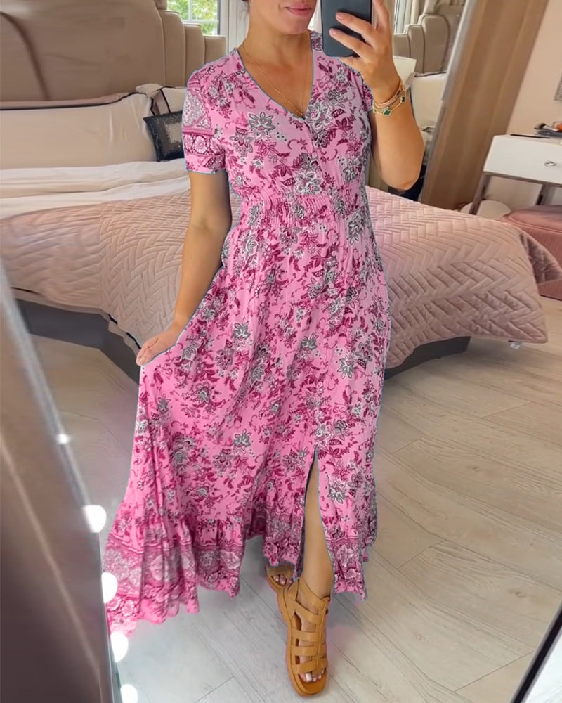 Well Tailored Dress with a Graceful Silhouette