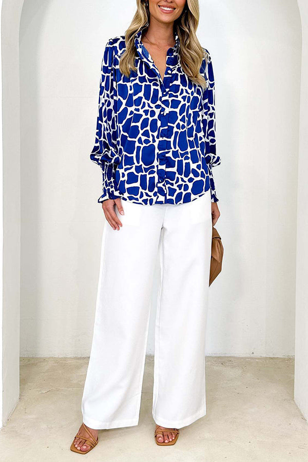 Well Tailored Shirt with a Graceful Silhouette