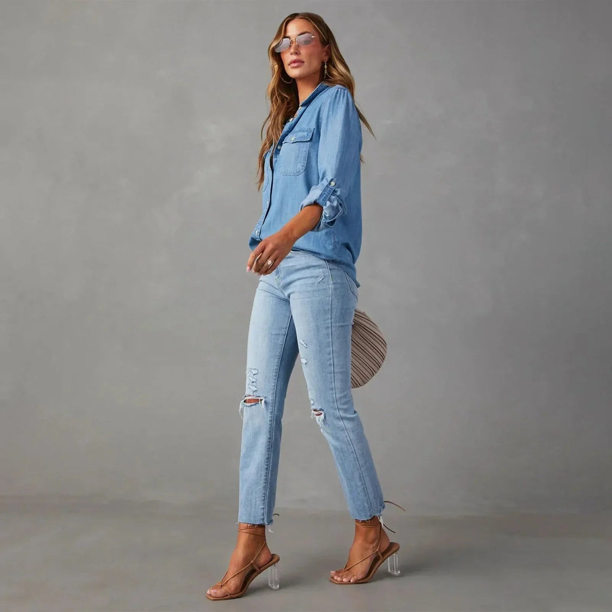 Classic Vintage Shirt with a Flattering Fit