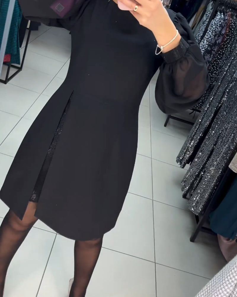 Classic Vintage Dress with a Flattering Fit