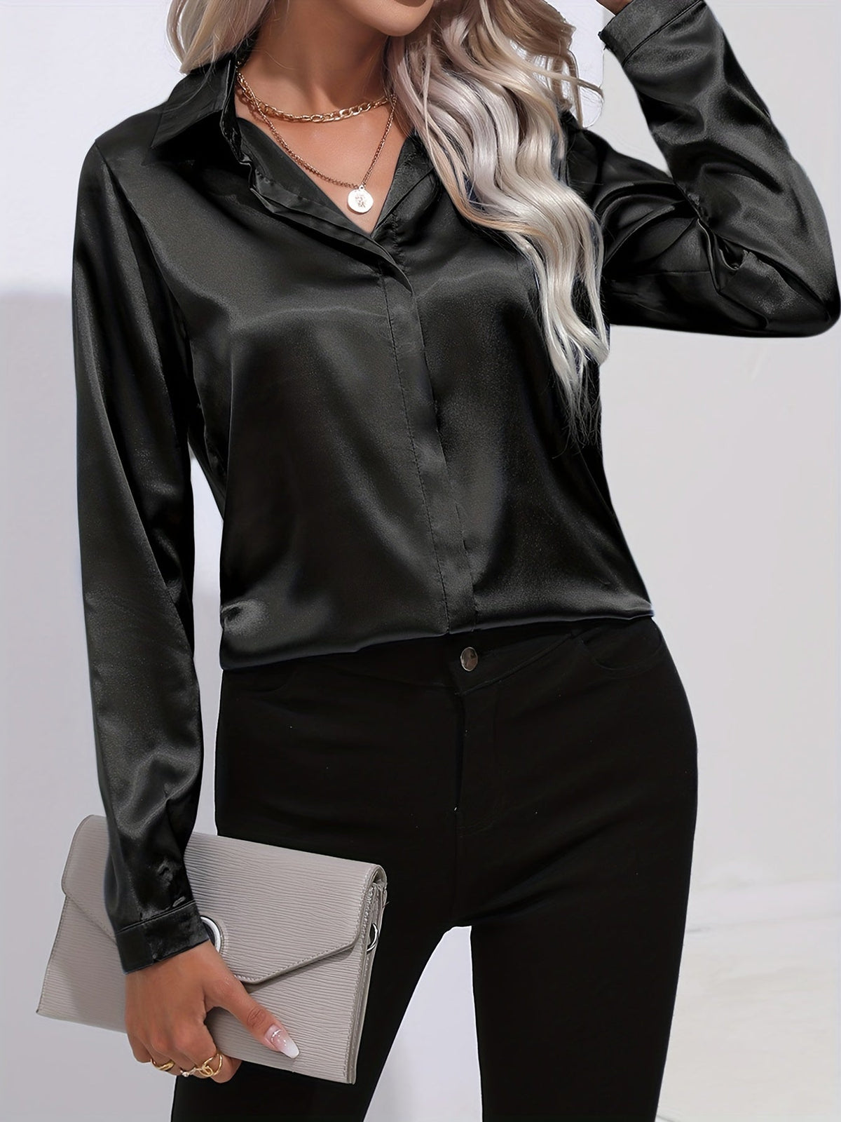 Classic Vintage & Enduringly Stylish Blouse