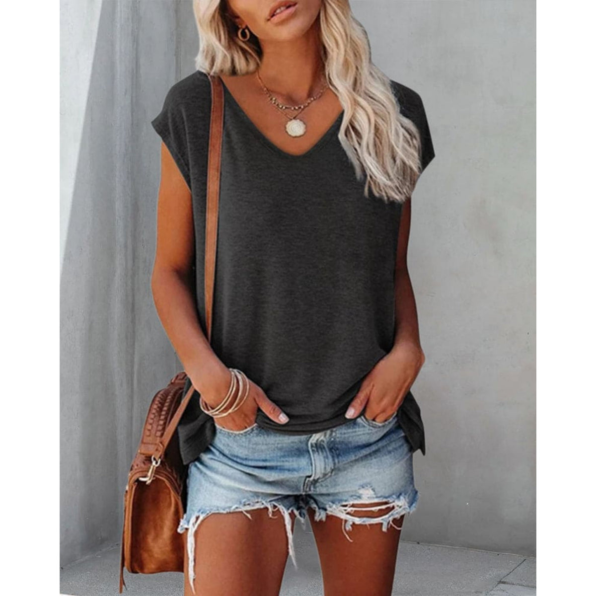 Beautifully Crafted T-Shirt in a Classic Style