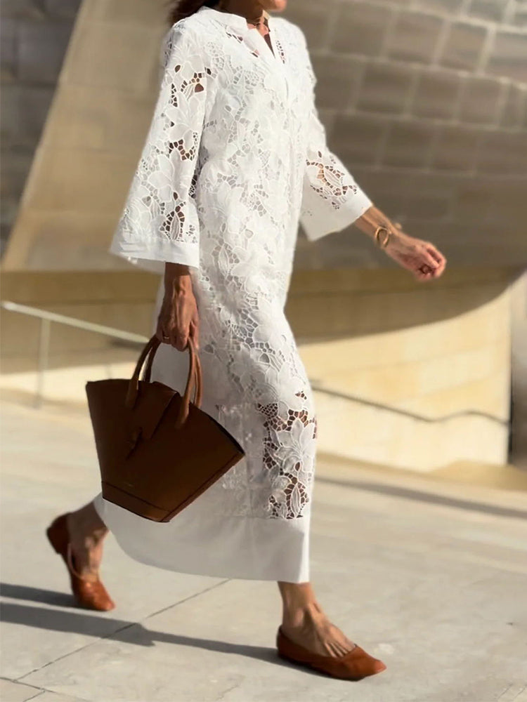 Classic Vintage Dress with a Flattering Fit