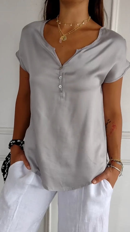 Elegantly Styled T-Shirt for Everyday Wear