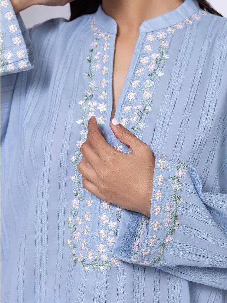 Timeless Vintage Style Shirt