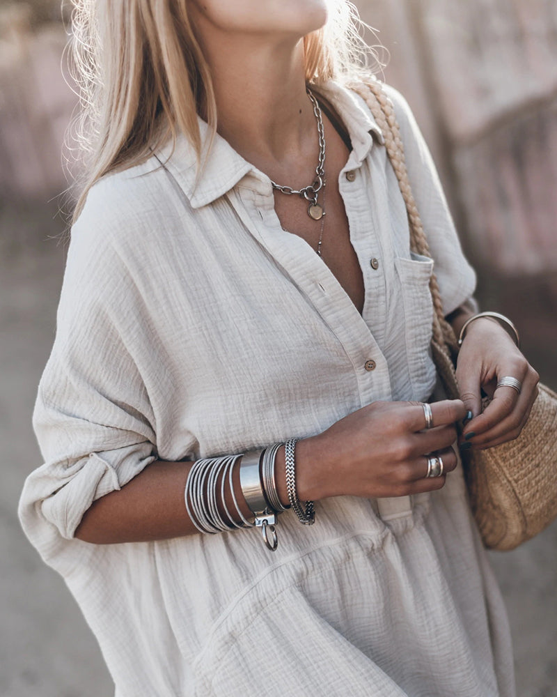 Well Tailored Dress with a Graceful Silhouette