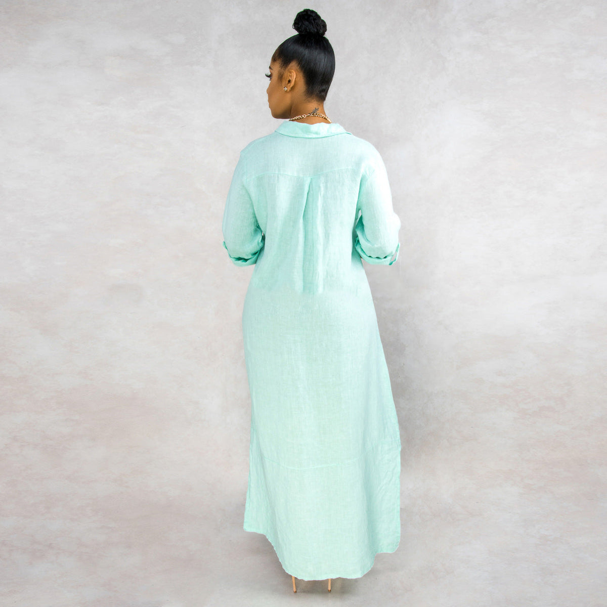 Well Tailored Shirt with a Graceful Silhouette