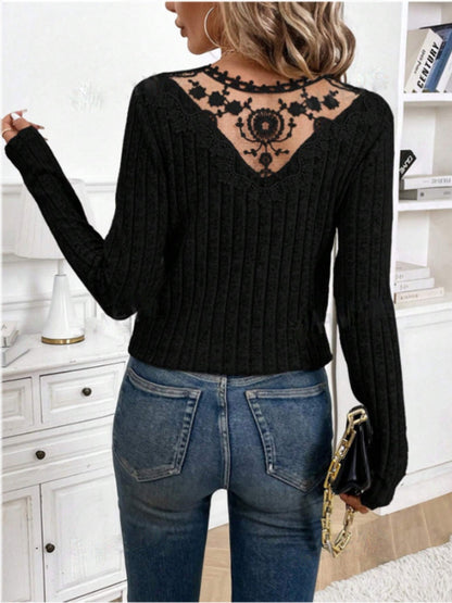 Beautifully Crafted T-Shirt in a Classic Style