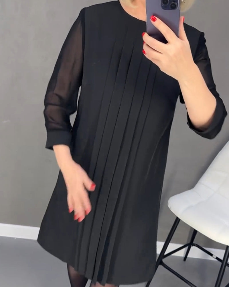 Classic Vintage & Enduringly Stylish Dress
