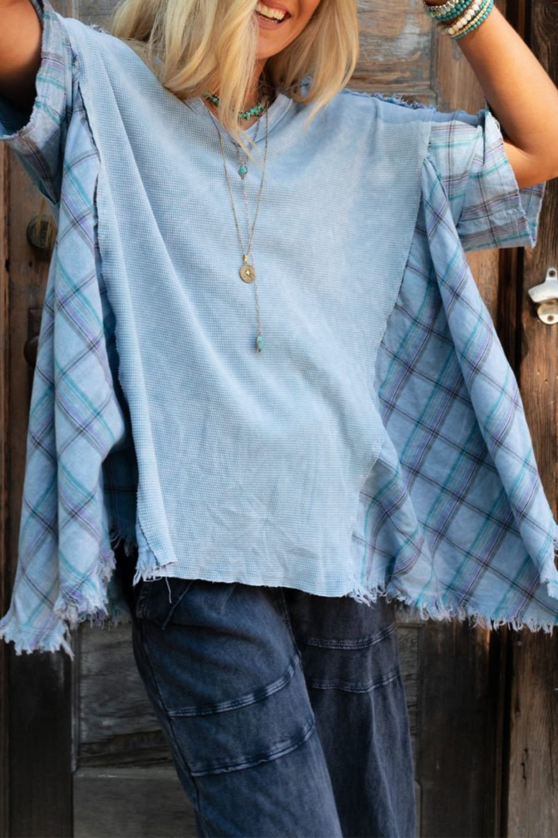 Effortlessly Elegant T-Shirt with a Timeless Design