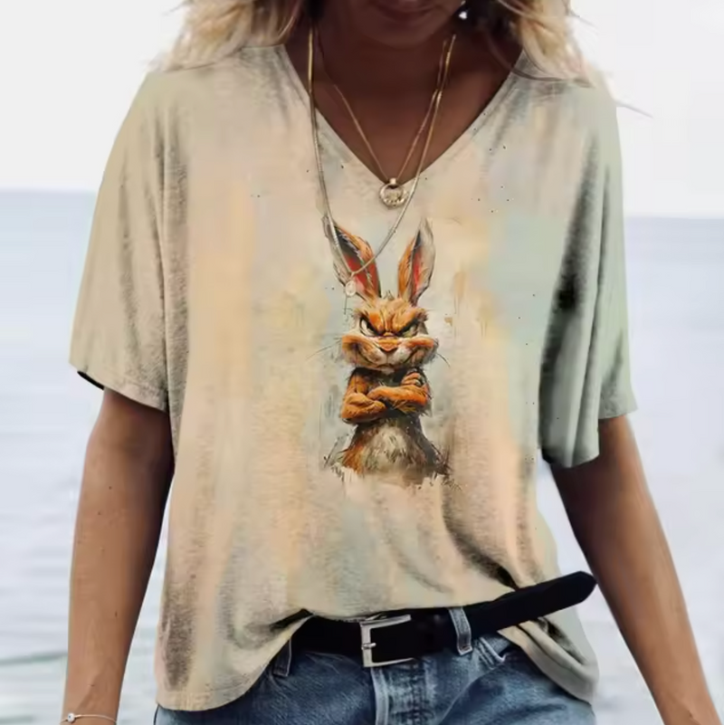 Elegantly Styled T-Shirt for Everyday Wear