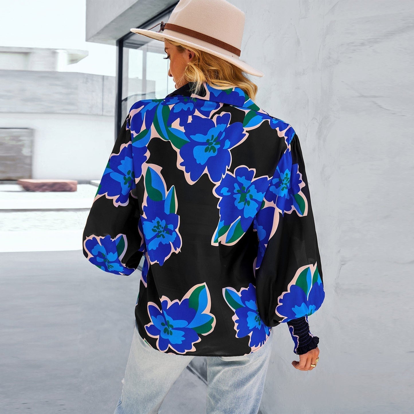 Beautifully Crafted Shirt in a Classic Style