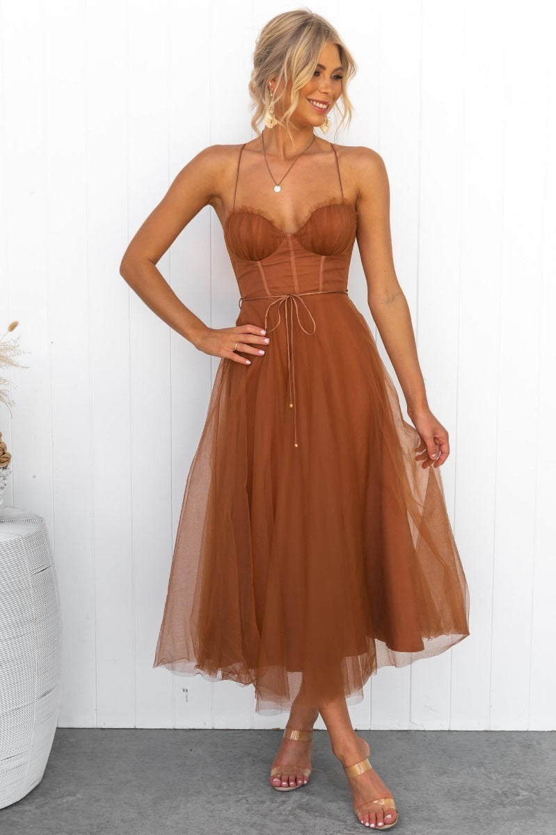 Effortlessly Elegant Dress with a Timeless Design
