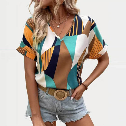 Effortlessly Elegant T-Shirt with a Timeless Design