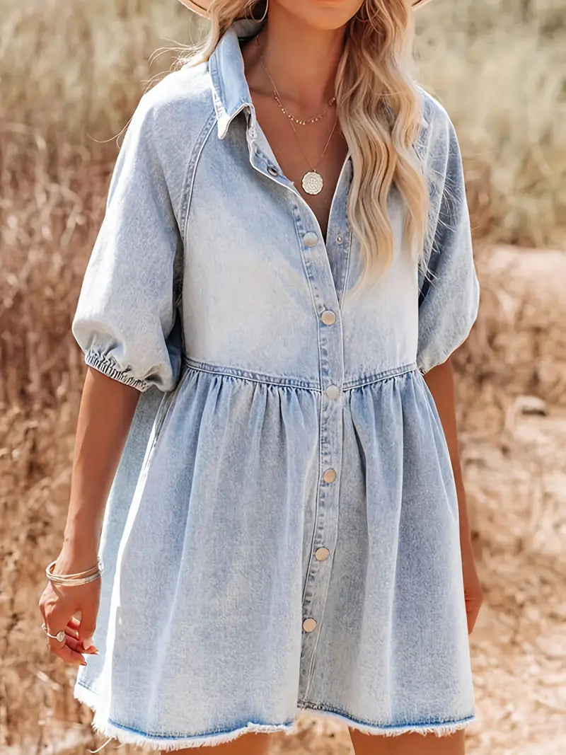 Classic Vintage Dress with a Flattering Fit