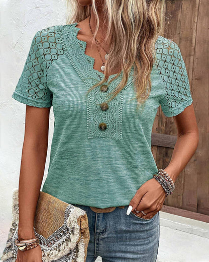 Classic Vintage T-Shirt with a Flattering Fit