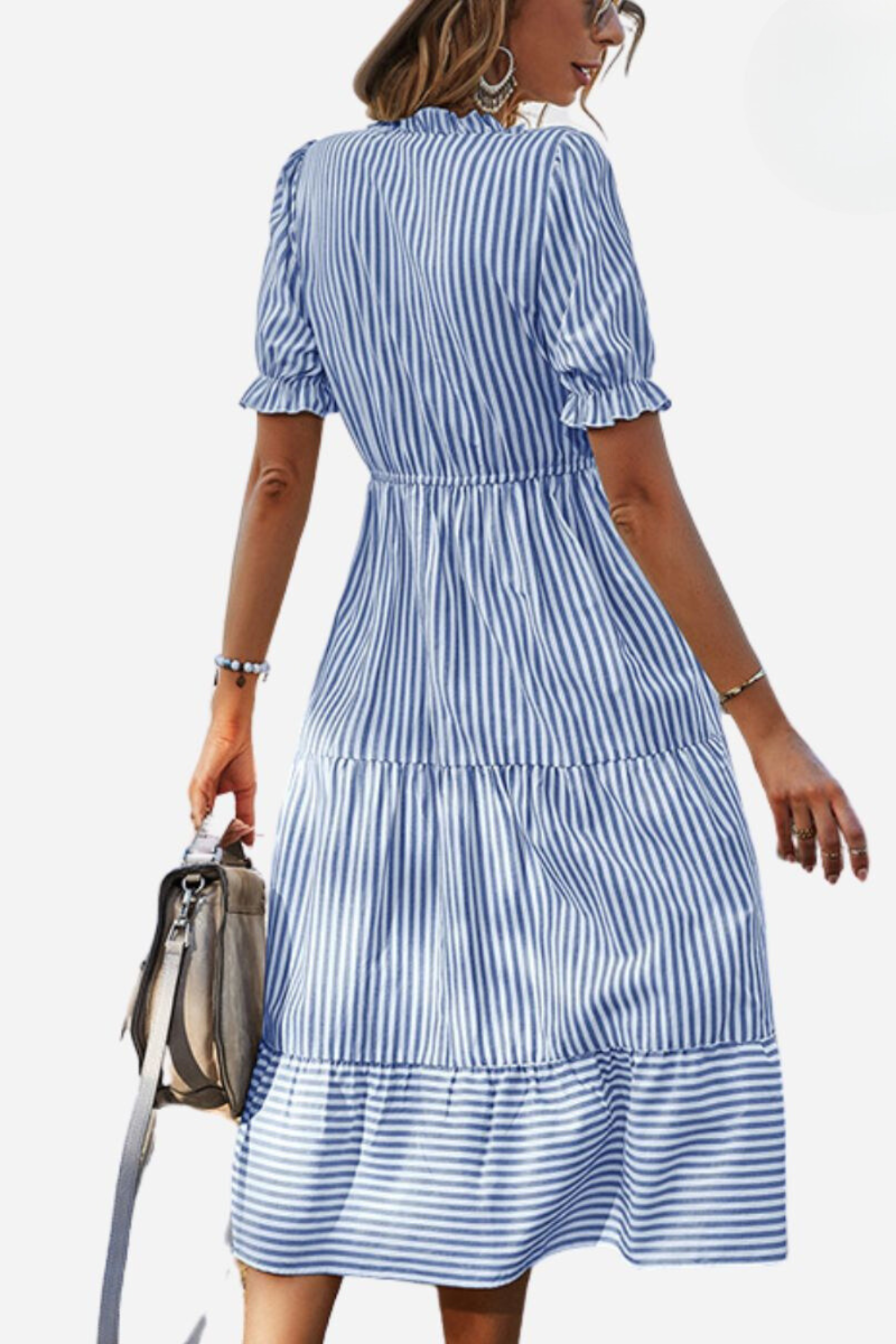 Well Tailored Dress with a Graceful Silhouette