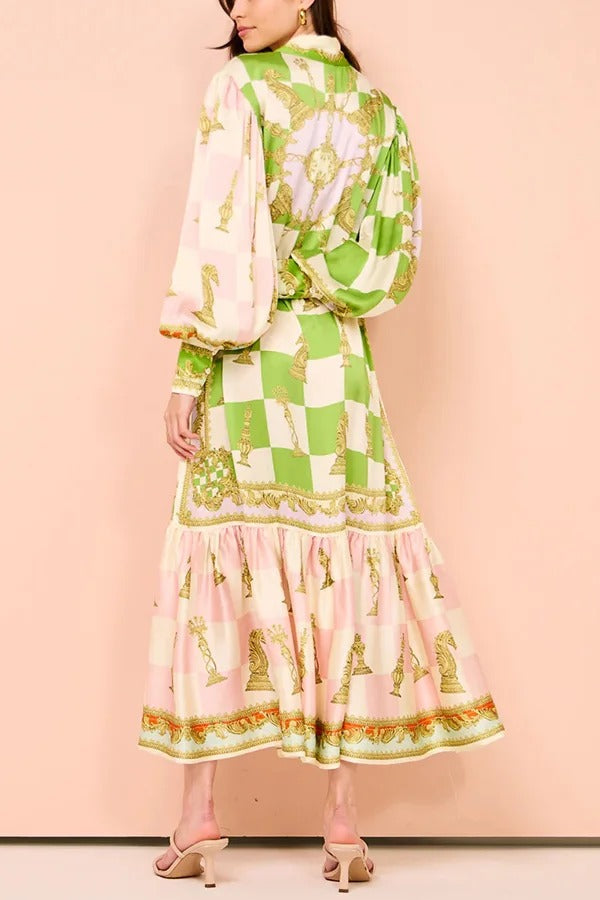 Well Tailored Dress with a Graceful Silhouette