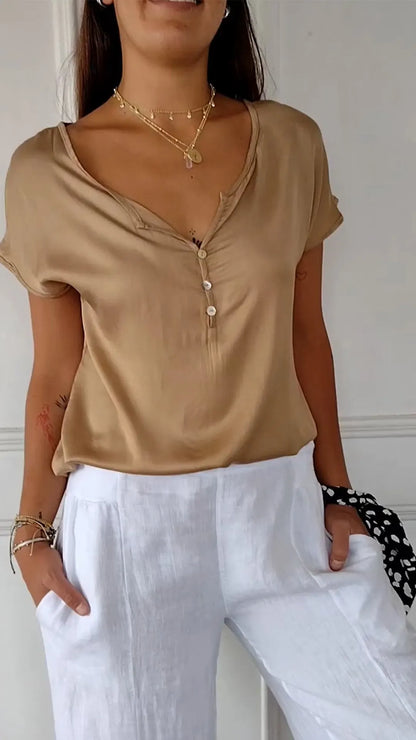 Sophisticated T-Shirt with a Clean Classic Look