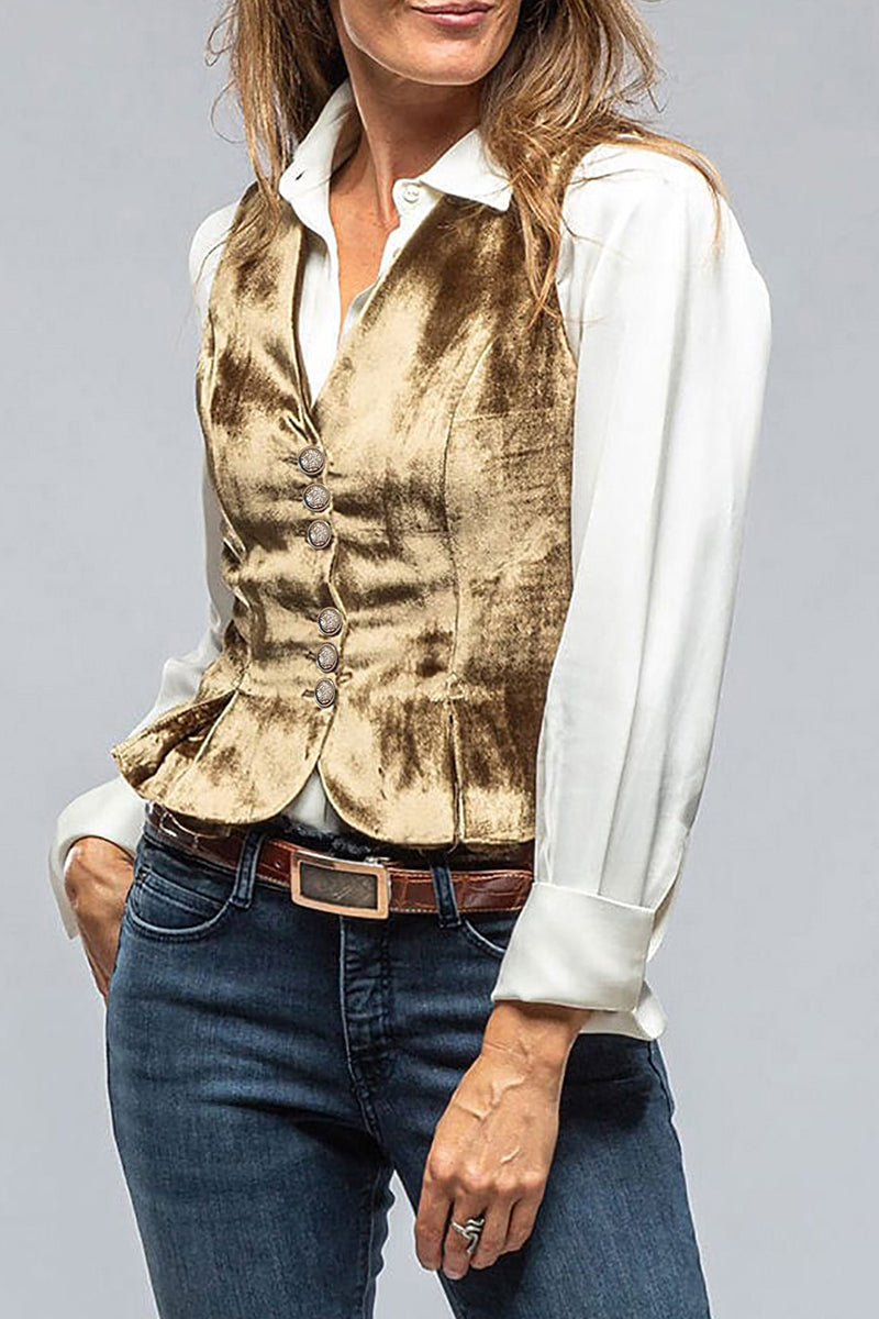 Beautifully Crafted Shirt in a Classic Style