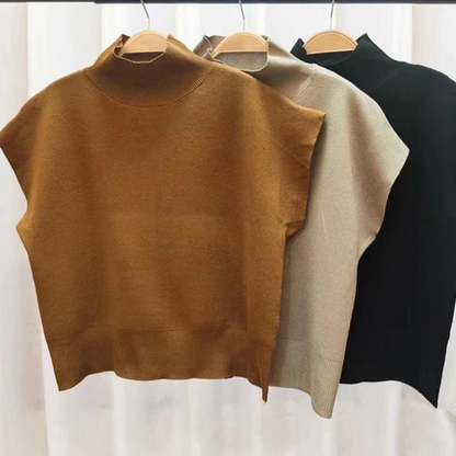 Well Tailored T-Shirt with a Graceful Silhouette