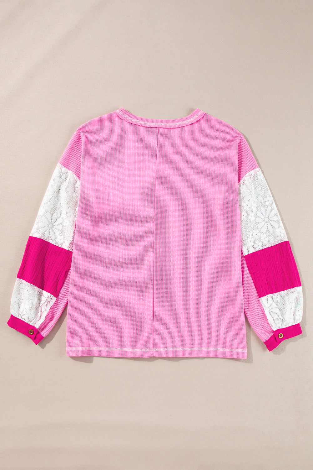 Well Tailored Blouse with a Graceful Silhouette