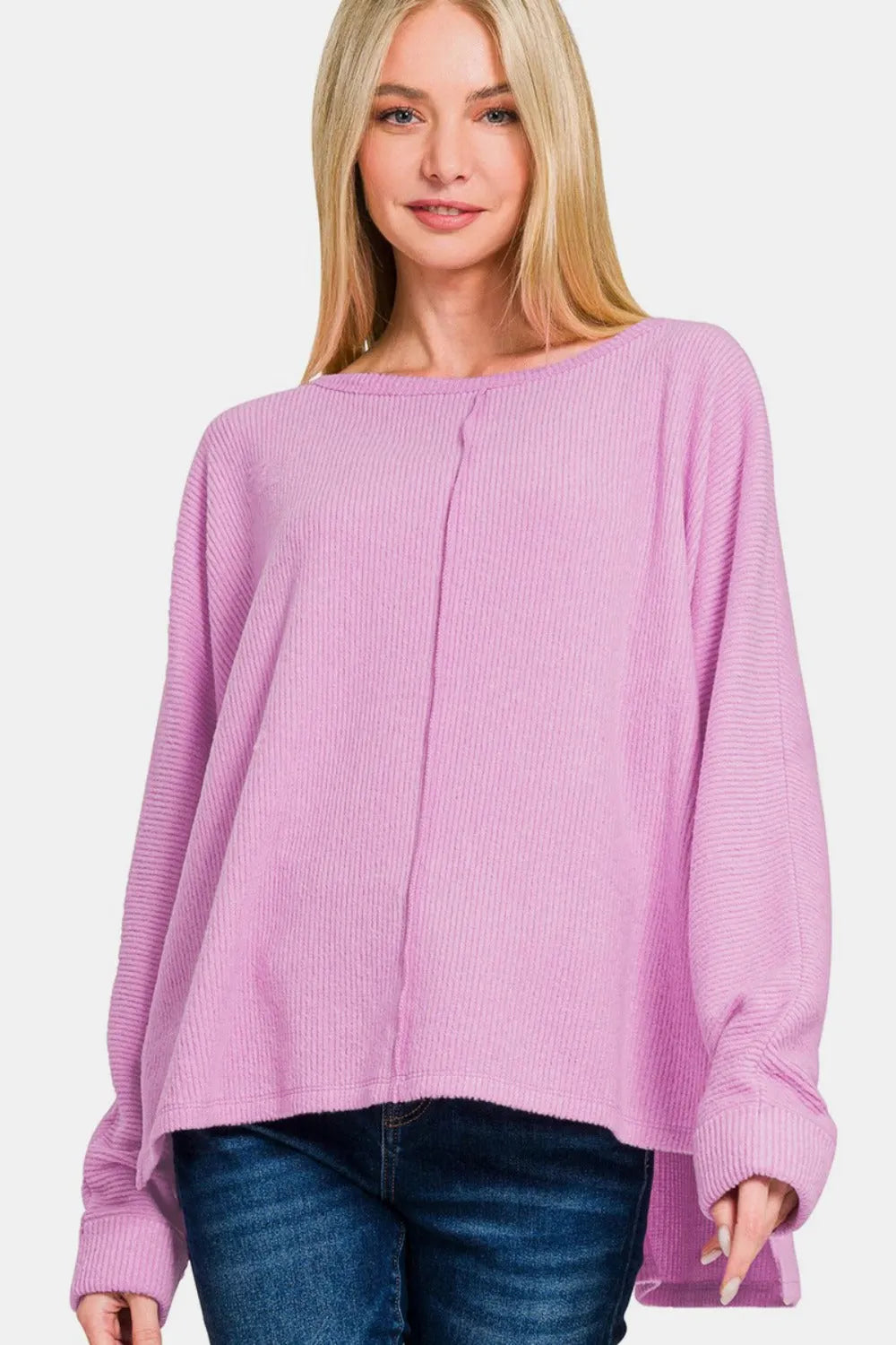 Well Tailored T-Shirt with a Graceful Silhouette