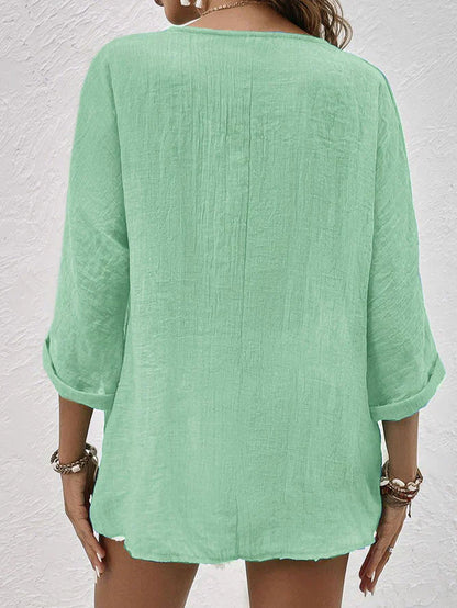 Effortlessly Elegant Shirt with a Timeless Design