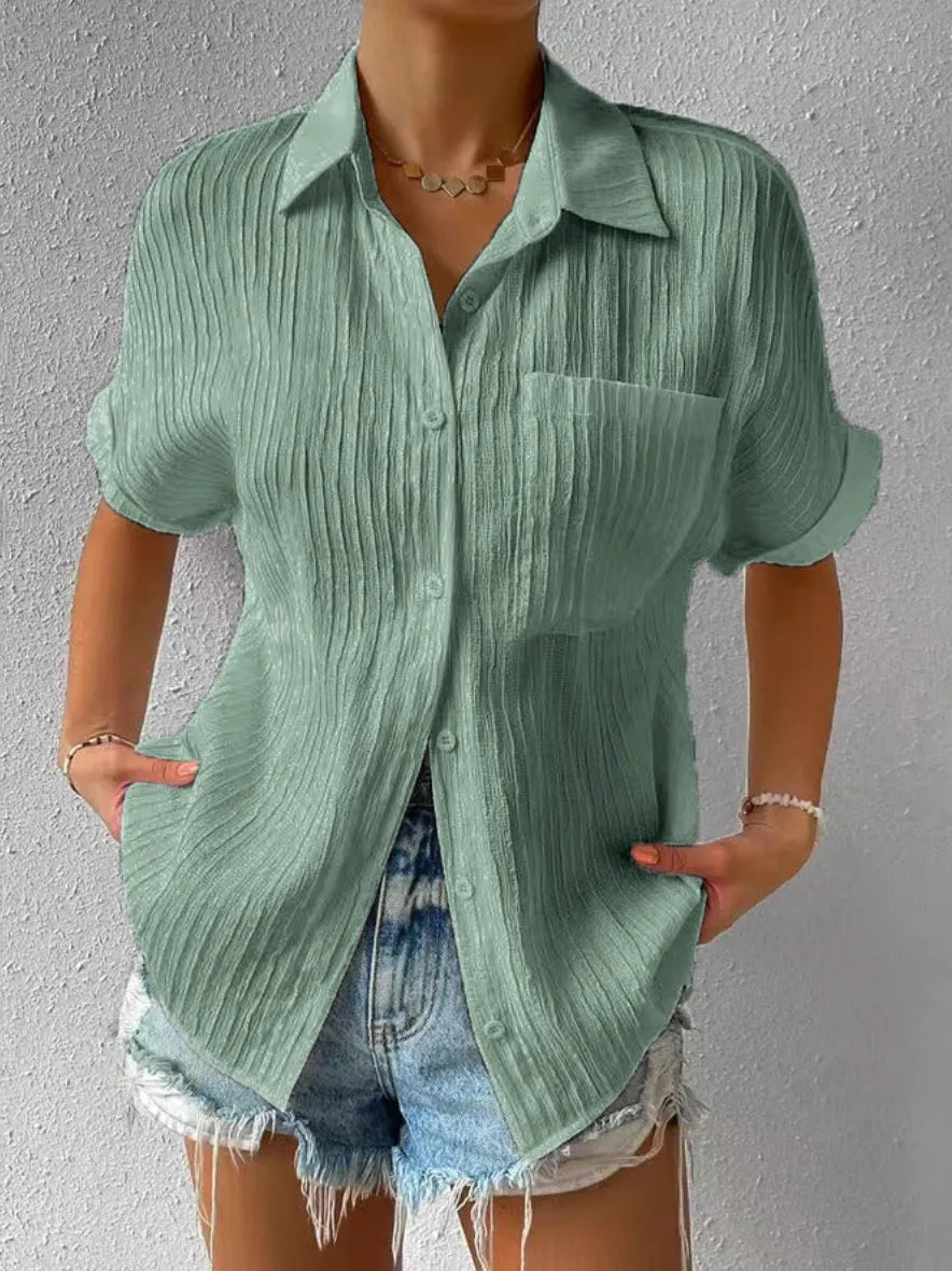 Effortlessly Elegant Shirt with a Timeless Design