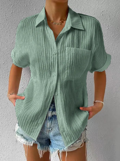 Effortlessly Elegant Shirt with a Timeless Design