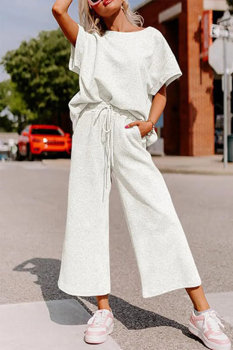 Elegantly Styled T-Shirt for Everyday Wear