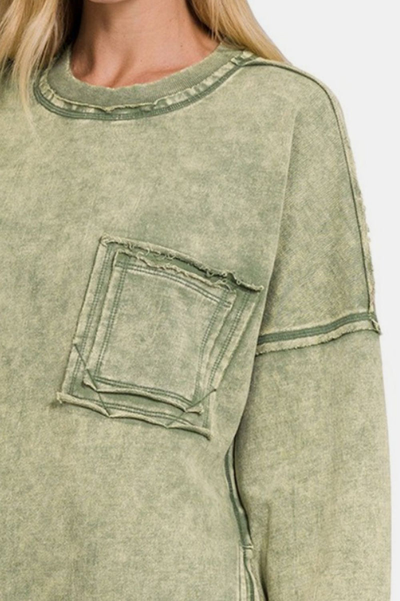 Classic Vintage Shirt with a Flattering Fit
