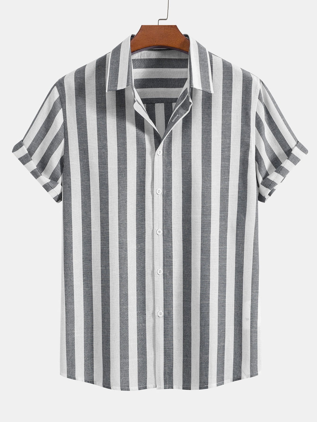 Well Tailored Shirt with a Graceful Silhouette