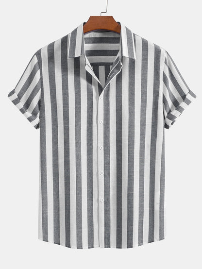 Well Tailored Shirt with a Graceful Silhouette