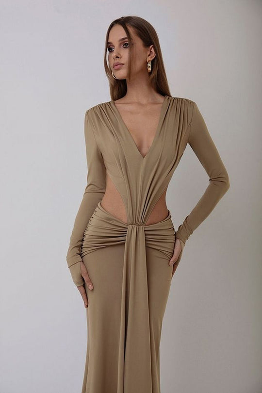 Classic Vintage & Enduringly Stylish Dress