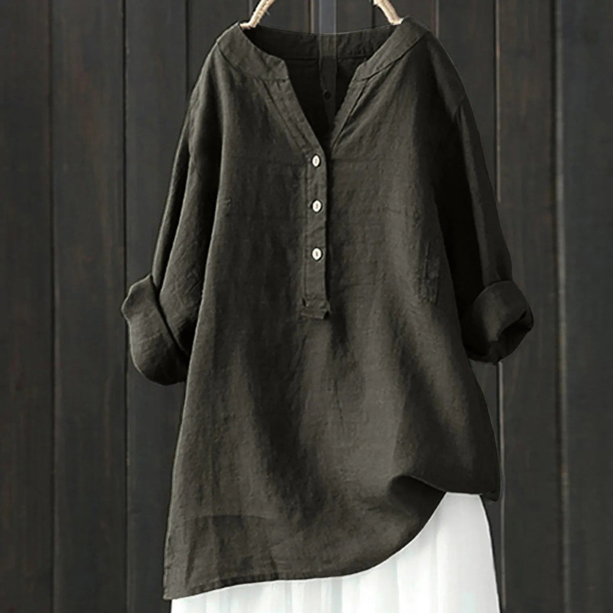 Sophisticated Blouse with a Clean Classic Look