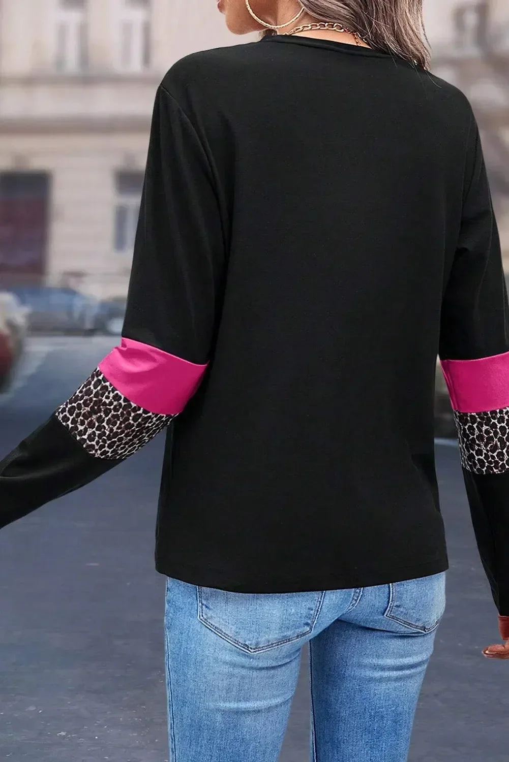 Beautifully Crafted Blouse in a Classic Style