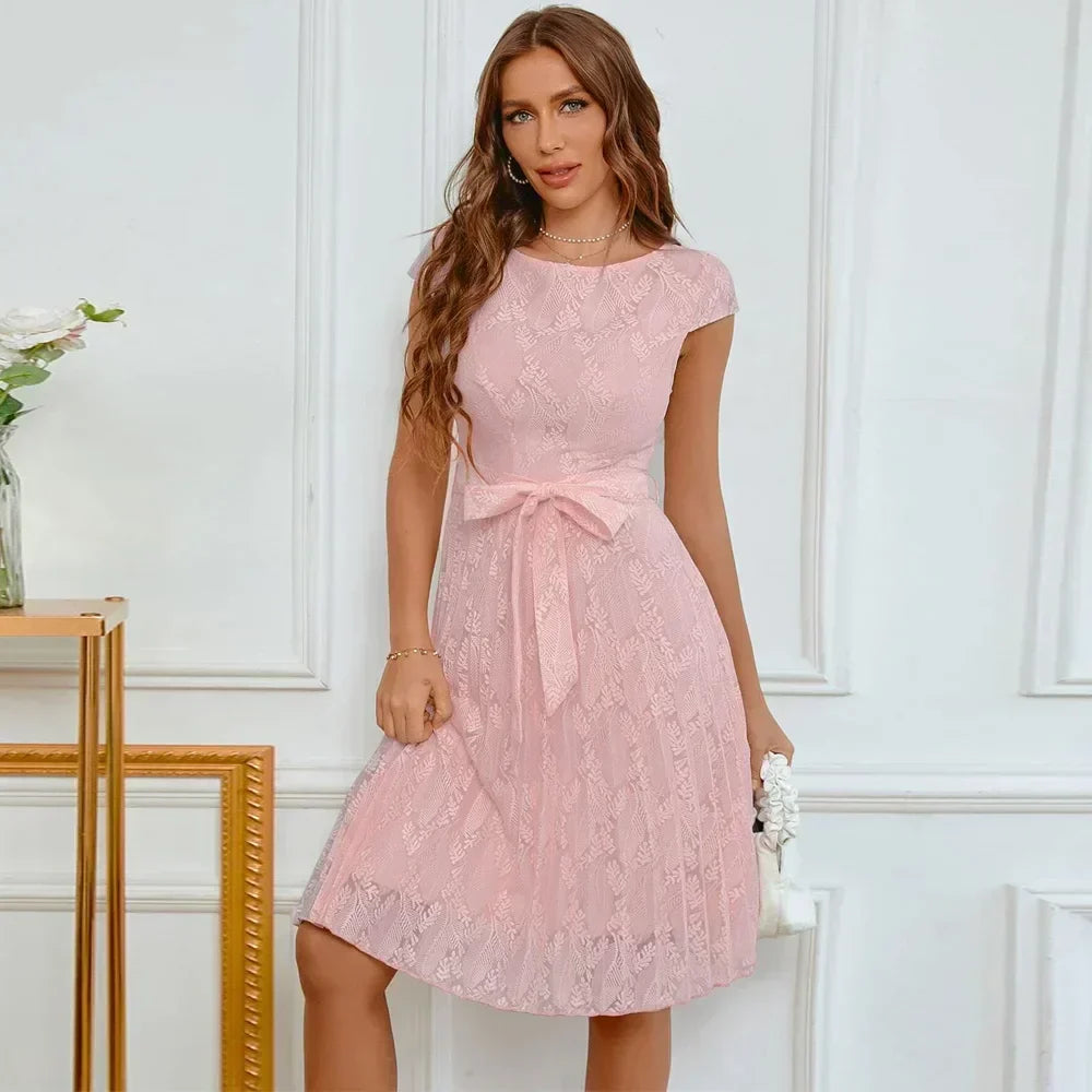 Beautifully Finished Dress in a Timeless Design