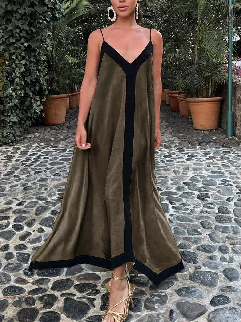 Elegantly Styled Dress for Everyday Wear