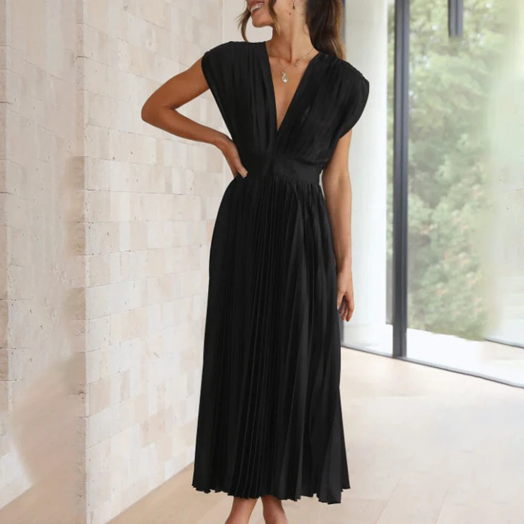 Sophisticated Dress with a Clean Classic Look