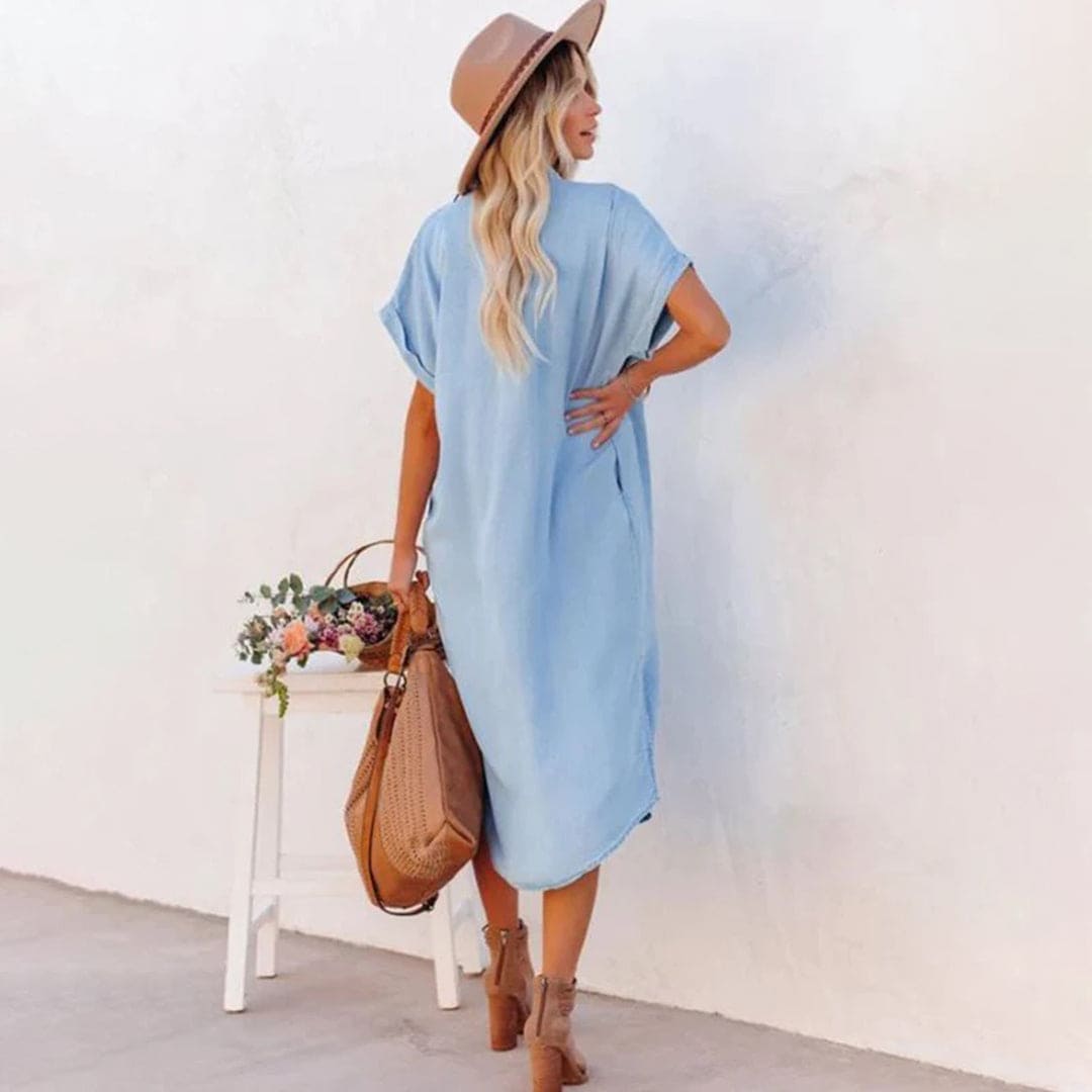 Sophisticated Dress with a Clean Classic Look