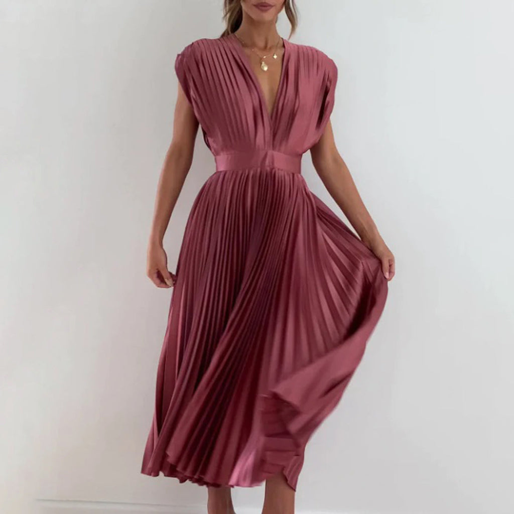 Sophisticated Dress with a Clean Classic Look