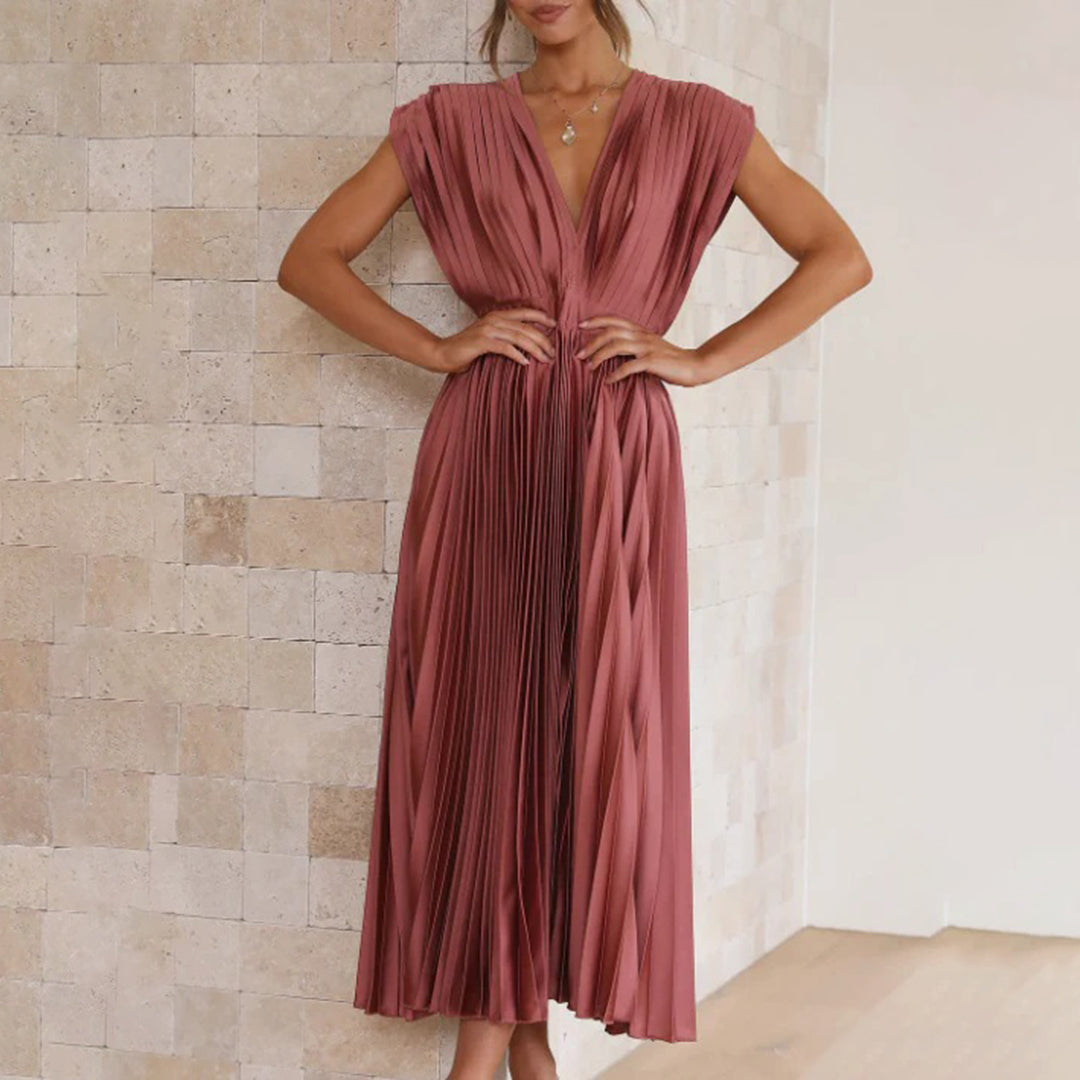 Sophisticated Dress with a Clean Classic Look