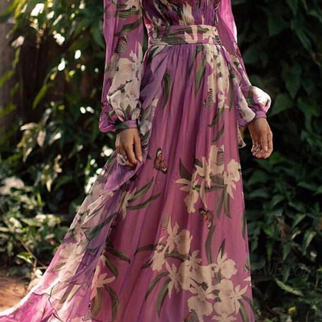 A Vintage Style Dress with Delicate Timeless Details