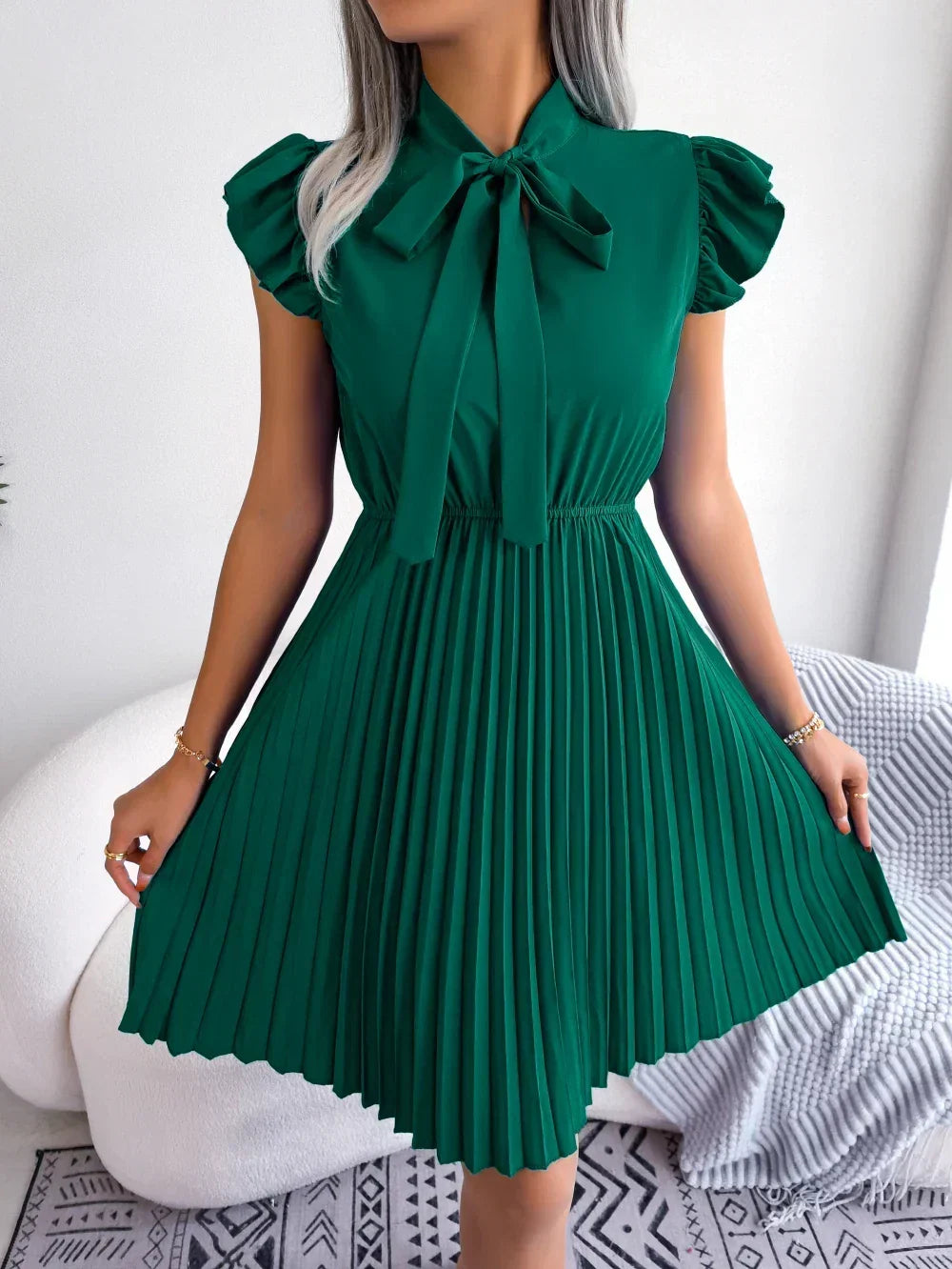 Beautifully Finished Dress in a Timeless Design