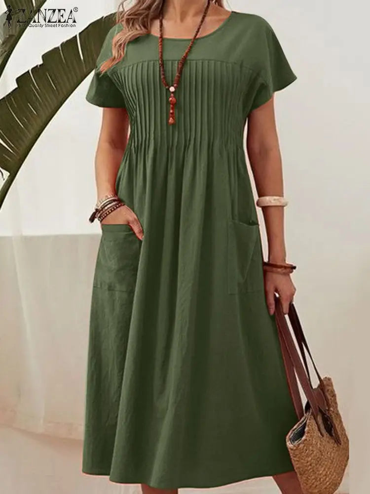 Classic Vintage Dress with a Flattering Fit