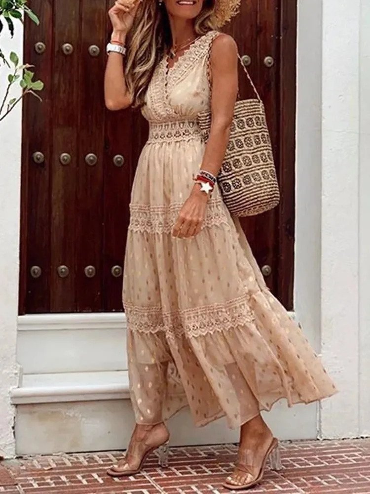 Polished Dress with an Effortless Classic Look