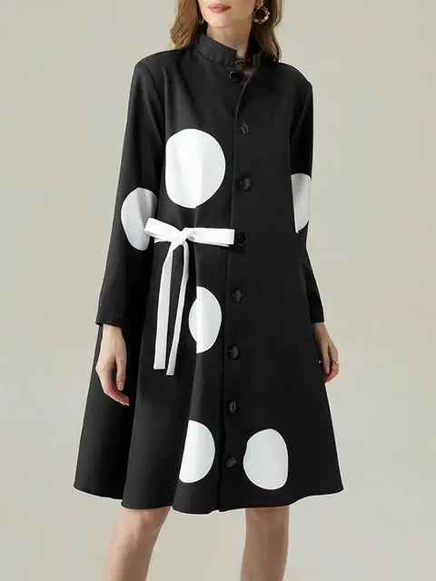 Sophisticated Dress with a Clean Classic Look